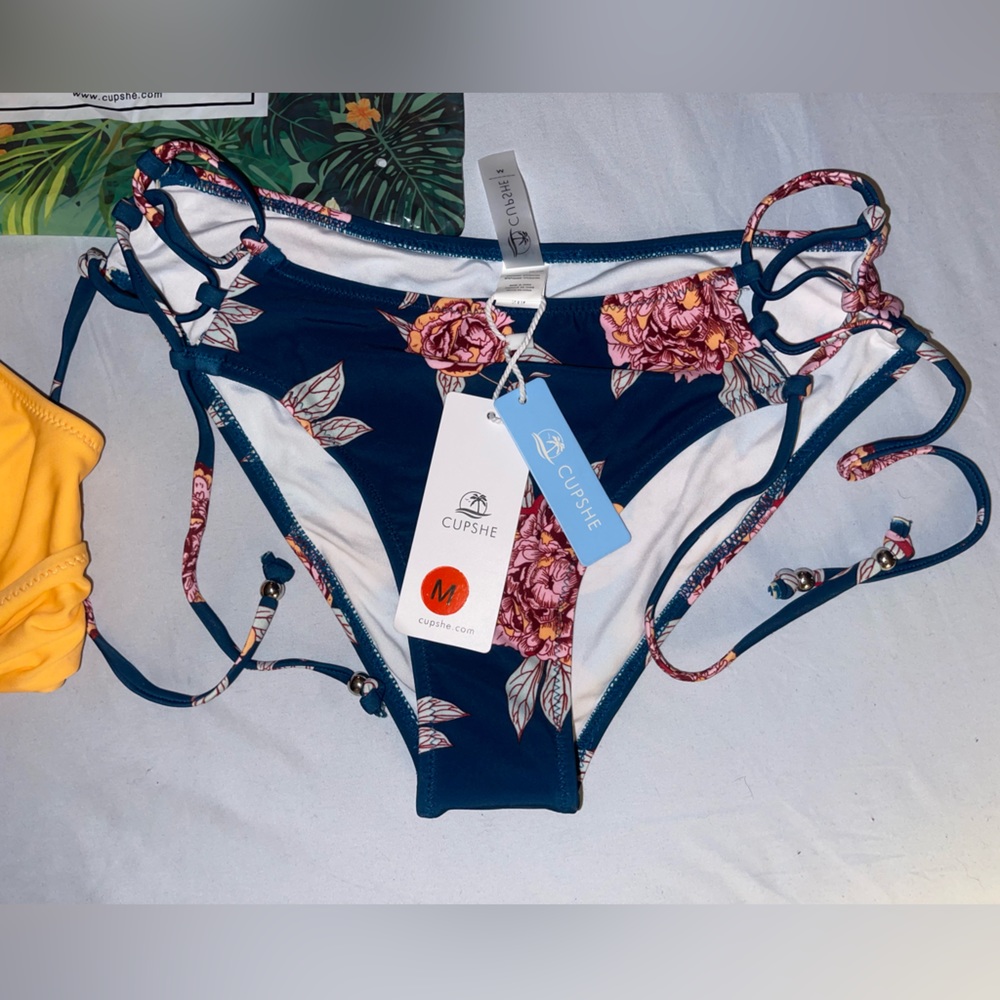 Two piece swim suit brand new - Picture 2 of 7